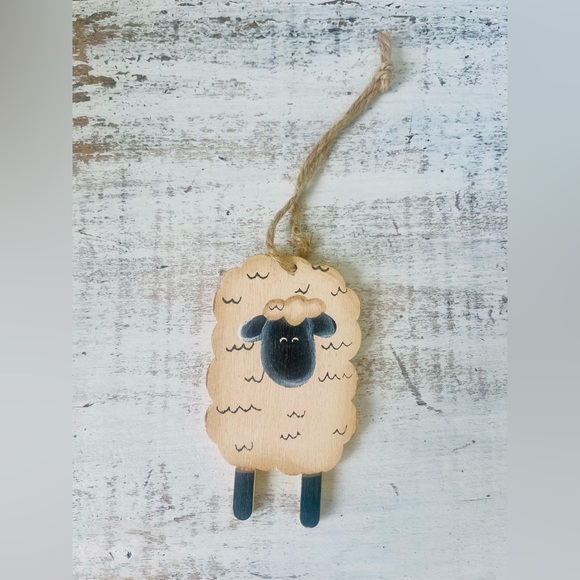 Sheep Ornaments With Hanger 4/bag - Picture 3 of 12